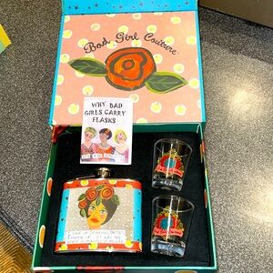 🍻 Flask & shot glasses set